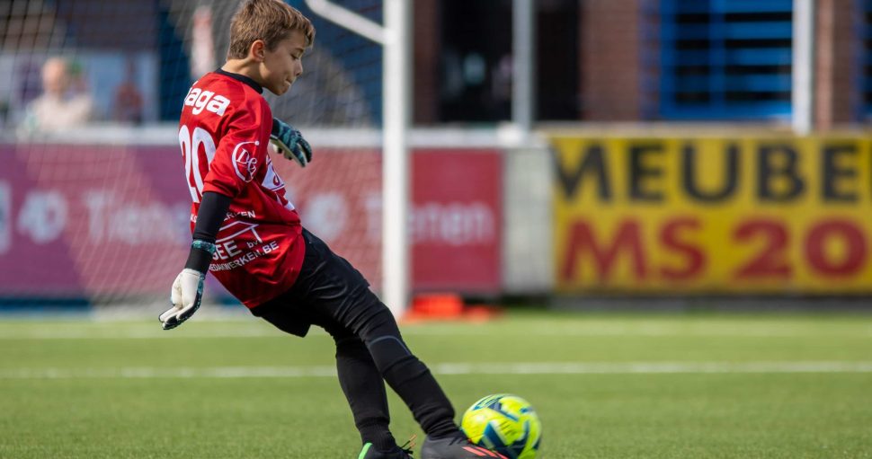 De zes stappen om verder te kunnen uittrappen als doelman