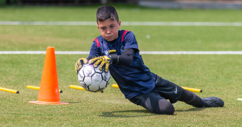 De juiste keepers technieken aanleren hoe doe je dat?